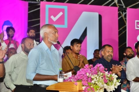 Gaadhoo gai Transhipment bandhareh gaaim kohdheynan: Dr. Muizzu 