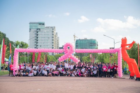 'Pink ribbon run work' kaamiyaabu kamaa eku ninmaalaifi