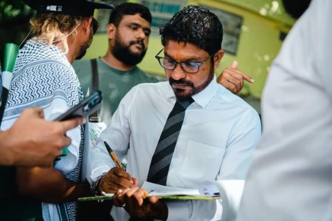 Document thah ragalhah nei, liumakaa nulaa ves india sifain thibi kamah vey: naseem