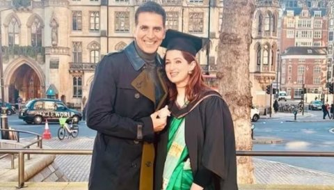 London University in dhasveni vumun Akshay ge thaureef Twinkle ah!