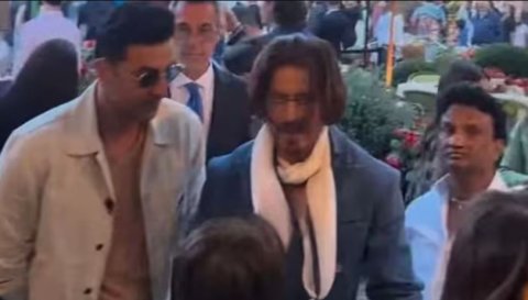 Aanmunnah Shahrukh Khan aai Johny Depp olhijje