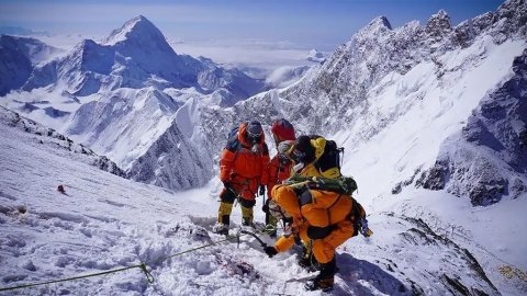 Mount Everest gai huri baeh hashithah nagaifi