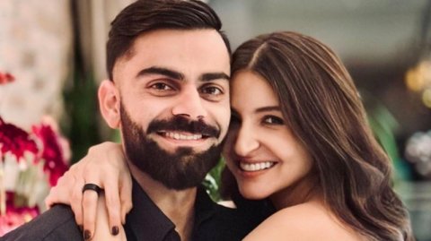 Virat aai Anushka London ah badhalu vanee?