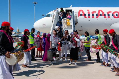 Air Arabia in Sharjah aai VIA aa dhemedhu seedhaa dhathuruthah fashaifi