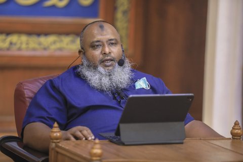 Iyaz Raees ah: Meesthakuge pressure boduveema mathijehumuge usoolu rangalheh noon