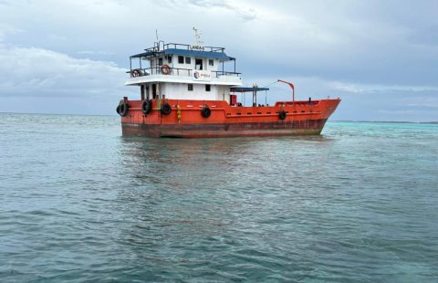 Nilandhoo farah eri FSM ge theyo boat funkoffi, farah bodethi gellunthakeh