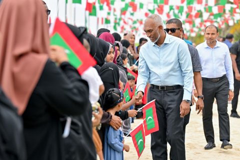 Raees dhidhdhoo ah kuraa dhathurah huraselhey kameh nukuran council in MDP gai edhijje