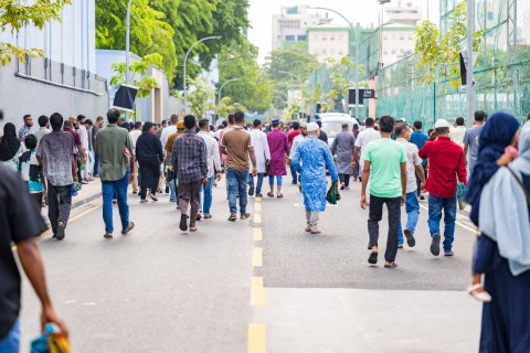 މާލޭގައި ކުރި ފިތުރު އީދު ނަމާދުގެ ބޮޑު ޖަމާއަތް