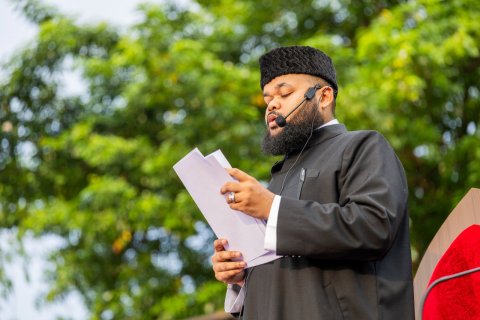 މާލޭގައި ކުރި ފިތުރު އީދު ނަމާދުގެ ބޮޑު ޖަމާއަތް