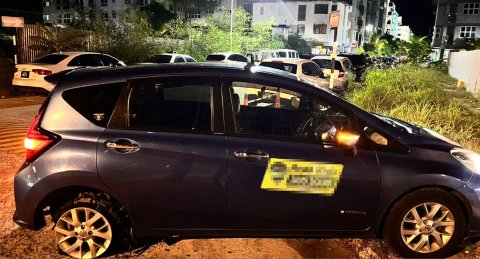 Masthuvegen Hulhumale gai car dhuvvi meehaku hayyarah, car ge eh tire ves neh!