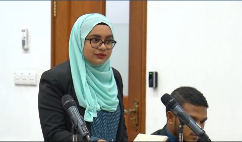 Deputy PG ge magaamah Aishath adhi assistant PG ge magaamah Saamee