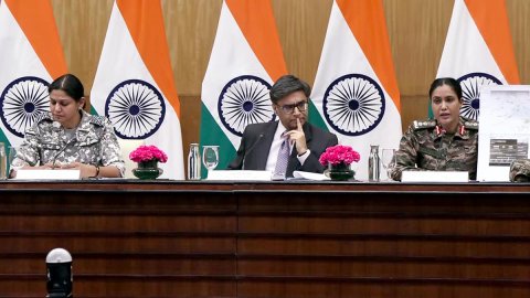 Pakistan in 400 drone beynun koggen 36 sarahahdhah hamala dheefai vey: India