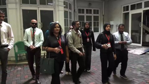 SG suspend kurumun BroadCom ge muazzafun masakkaiy huttaalaa geah hingajje