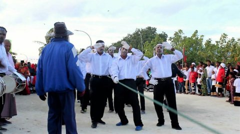 Dhivehi aveylaa Eid kulhivaru thakuge therein: Mulee meehunge 