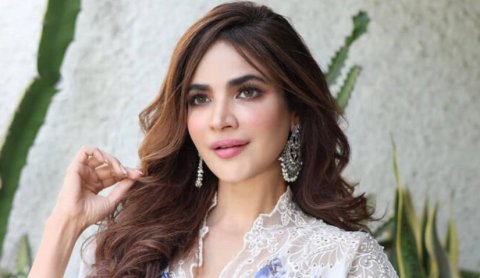 Pakistan ge actor eh maruve kuni vefai ovvaa fenijje