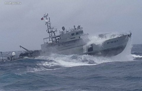 40 Meehun thibi boat ehge engine huttigen sifain harakaiytheri vanee