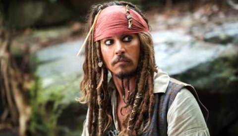 Captain Jack Sparrow ge gothugai alun Johnny fenidhaane kamuge ishaaraatheh!