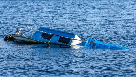 Nigeria ge boat eh fethi 60 meehun maruvejje, ginaee anhenunnaai kuda kudhin