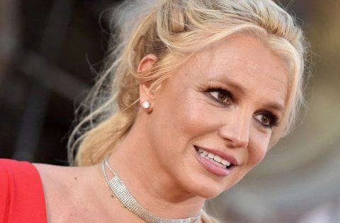 Britney ge dhiri ulhumuge haalathaa medhu kanboduvunthah ithuru vanee!