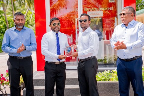 Ga. Atholhu ge meehun dhiriulhey hurihaa rasheh gai BML ge ATM ge hidhumaiy fashaifi