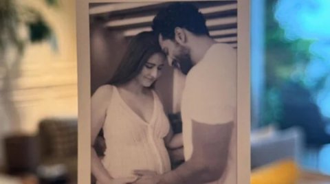 Katrina aai Vicky ah alathu dharifulhu libenee!