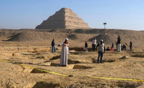 Pharoah zamaanuge aasaaree kurehumeh Misrun gehlijje