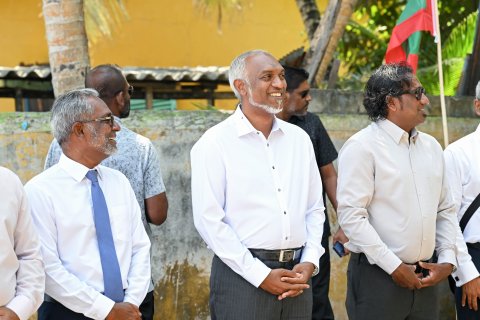 Raees Muizzu bodu vafudhakaa eku mi faharu Sh. atholhah