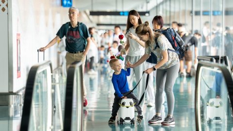 5 Lakka touristunnaa eku 8.8% kurierumeh!