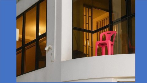 PNC jalsaa ah Yameen ge geyge balcony ah fiyaathoshi husgondi eh 
