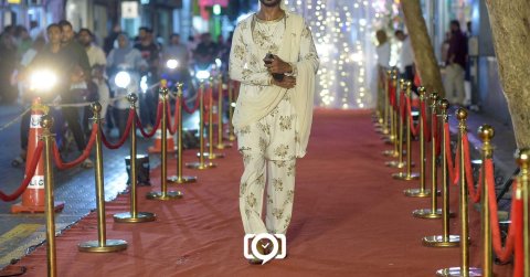 Anhen hedhun elhi massalaigai raees vidhaalhuvee Islam dheenuge hudhoodhun beyru nuvumah