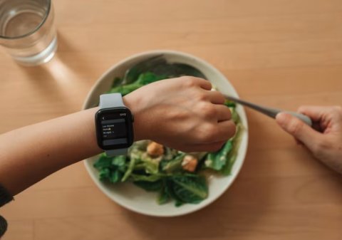 Leyge hakuru control kurevey nama hithuge baleege furusathu kuda vey: dhiraasaa