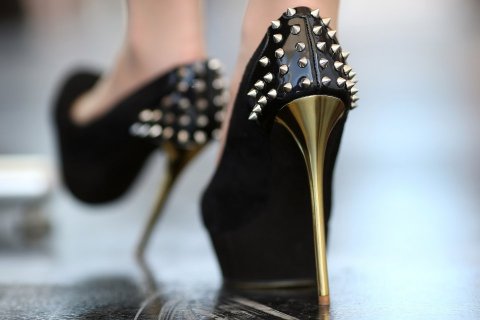 Ehen meehunge lolugai enme furathama alhaigannanee thibaa ge kon kameh?