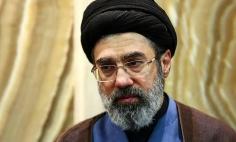Mojtaba Khamenei hamalaaehgai zahamvefaivaa kamah Israel in bunefi