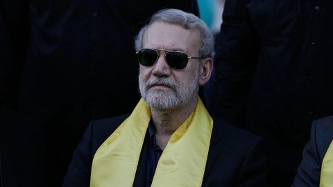 Iran ge security chief Ali Larijani avahaara kollaafavaakamah Israel in bunefi