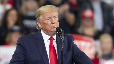 Ebbasvevijje nama Iran ge Uranium America ge belumuge dhashah gendhaanan: Trump