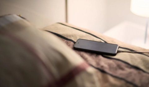 Nidhan oshoanamun phone charge ah jehumakee goaheh!