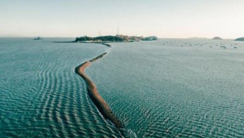 Fun kan'duge medhun saafu dhigu mageh gudhurathuge ajaaibakah!