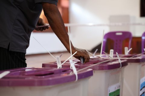 Meedhoo council raees ge inthihaabu ge ithuru buru ge vote lun june 13 gai