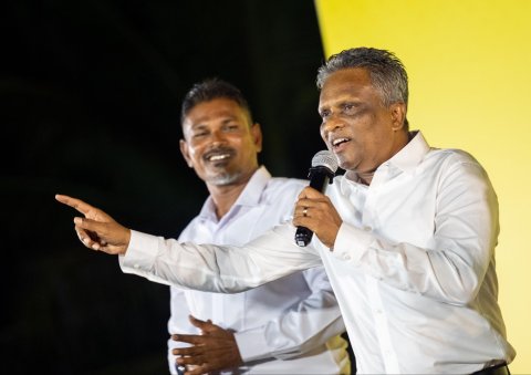 Manifesto thanfeezu kuran furusathu nudheefi nama ekama dhekolhah nukunnaanan: Azim