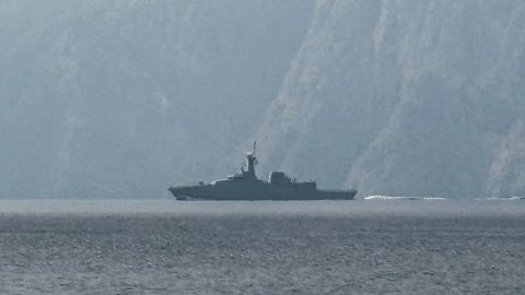 Hanguraama ah fahu furathama faharah America ge 2 manavaru Hormuz kandu olhi huras kohfi