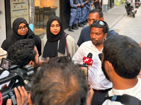 Eesha ge vakeel Fareed mauloomaathu leak kuraakamuge thuhumathugai legal team in vaki koffi