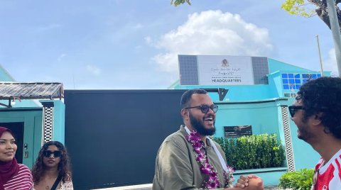 Noosverin ge dhoothah sarukaarah bandheh nukureveyne: Leevaan