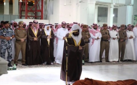Dhe haram fulhugai kurevey kashu namaadhu thakah govaa levey 4 goi!