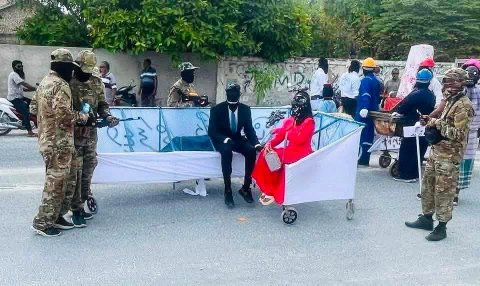 Sarukaarah joke jahai mifaharuves Kulhudhuffushin thafaathu parade eh