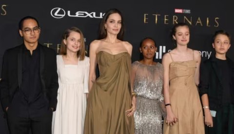 Angelina aai Brad ge dharifulhu Maddox ves namun bappa ge nan uni kuranee!