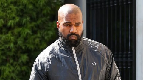Boycott kuran govi govun thakaa eku ves Kanye ge concert kuriah!