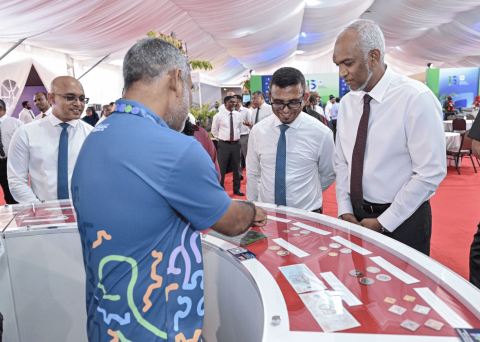 Maalee 30 idhaaraa akun baiverivaa Maldives Financial Expo hulhuvaifi