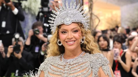 2 aharah fahu Beyonce' ge lava eh release kohfi