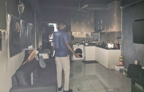 Funfalhu geygai roavun: 28 meehakah hospital gai faruvaa dhin