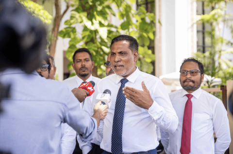 Committee allowance ah 20,000 ruffiyaa libey iru, bahdhaluvumehgai 15 minute ves heydha nuvey: MDP